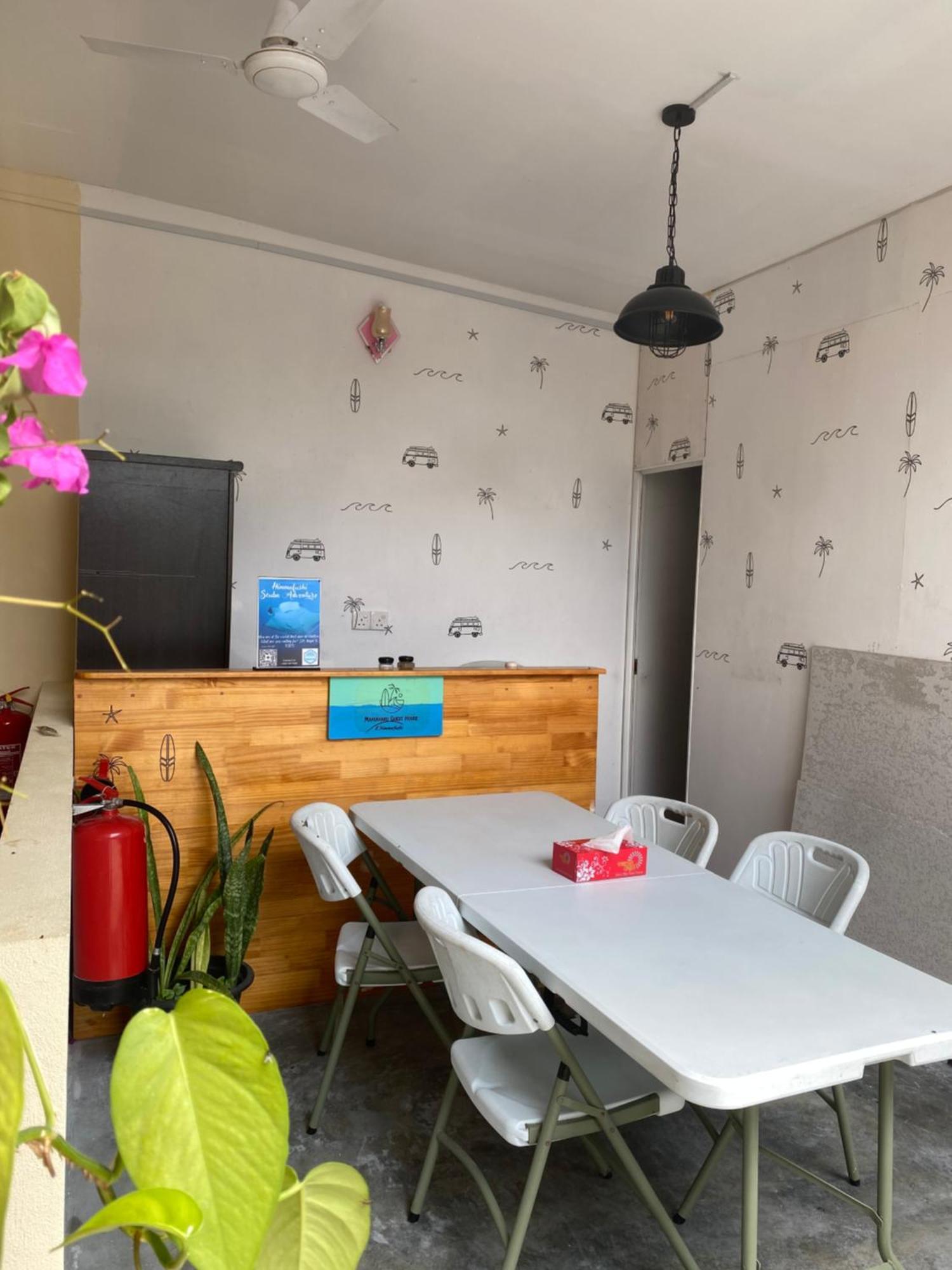 Maavaharu Guest House Himmafusi Kültér fotó